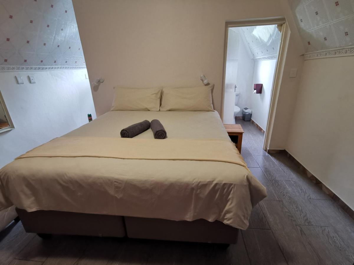 Happy Forest B&B Katima Mulilo Buitenkant foto
